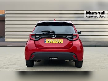 Used Toyota Yaris 2022 for sale - 76130877: Photo