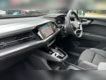 Used Audi Q4 e-tron 2021 for sale - 76130702: Photo 2