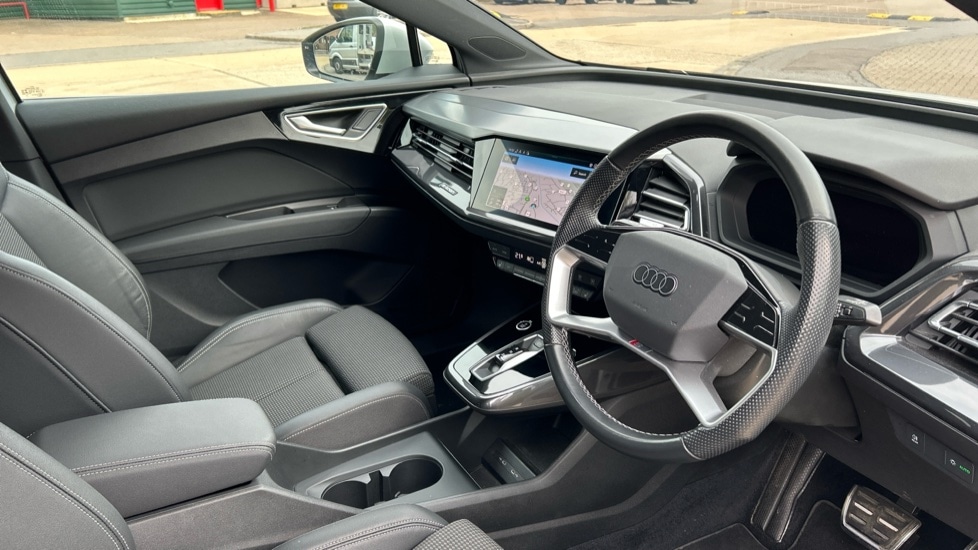 Used Audi Q4 e-tron 2021 for sale - 76130702: Photo 6