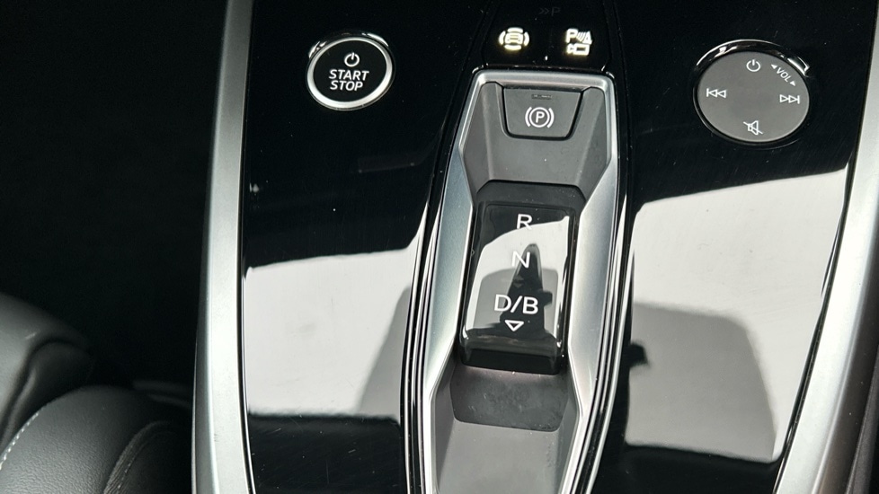 Used Audi Q4 e-tron 2024 for sale - 76332216: Photo 26