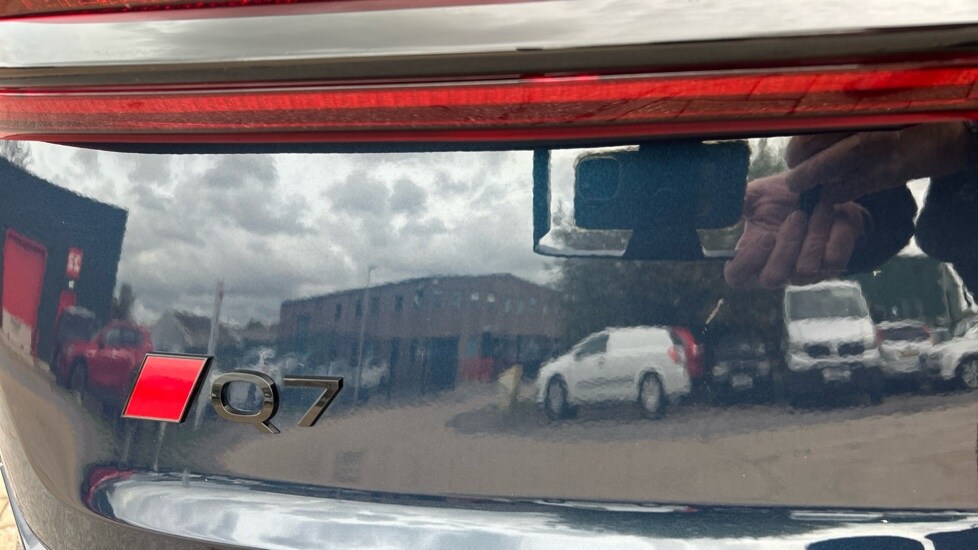 Used Audi Q7 2024 for sale - 76393585: Photo 38