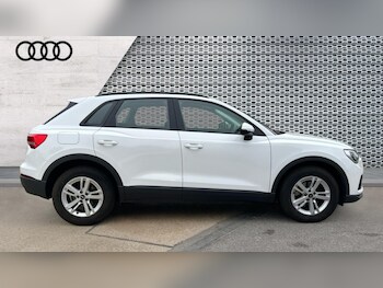 Used Audi Q3 2021 for sale - 76092137: Photo