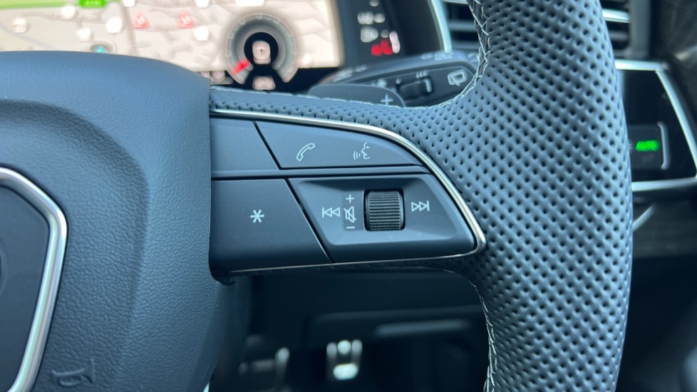 Used Audi Q8 2025 for sale - 76937480: Photo 23