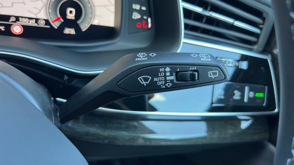 Used Audi Q8 2025 for sale - 76937480: Photo 30