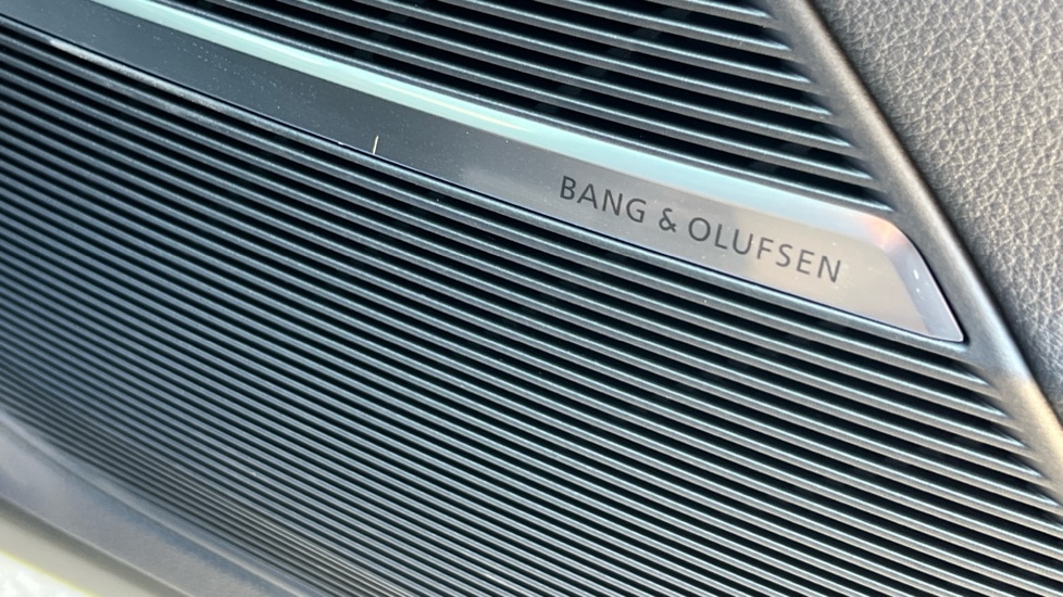 Used Audi Q8 2025 for sale - 76937480: Photo 32