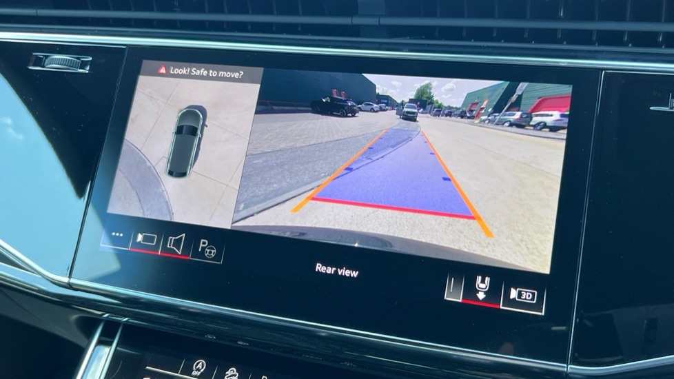 Used Audi Q8 2025 for sale - 76937480: Photo 36