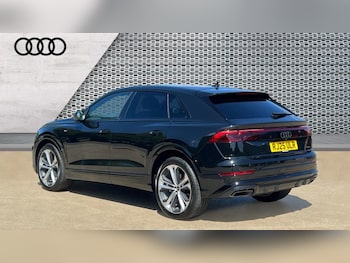 Used Audi Q8 2025 for sale - 76937480: Photo