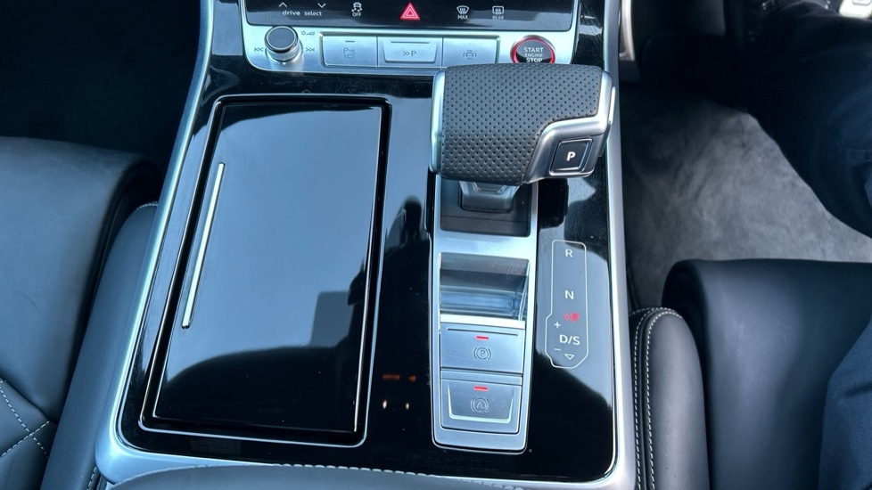 Used Audi Q8 2025 for sale - 76745227: Photo 26