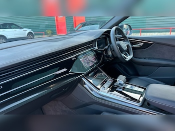 Used Audi Q8 2025 for sale - 76745227: Photo