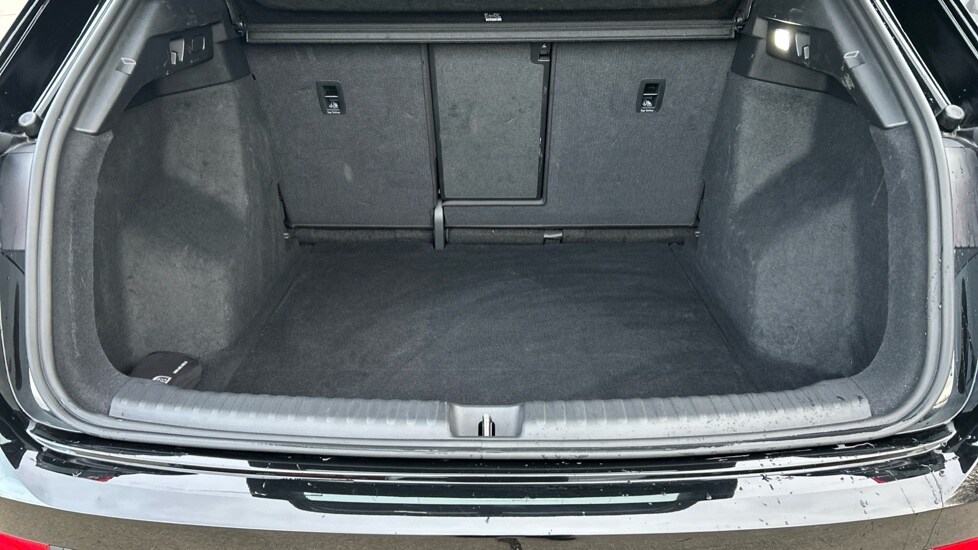 Used Audi Q4 e-tron 2025 for sale - 76691523: Photo 18