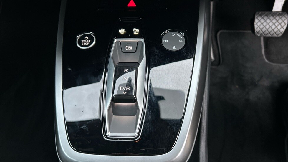 Used Audi Q4 e-tron 2025 for sale - 76691523: Photo 26