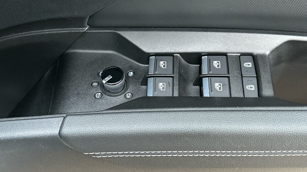 Used Audi Q4 e-tron 2025 for sale - 76691523: Photo 28