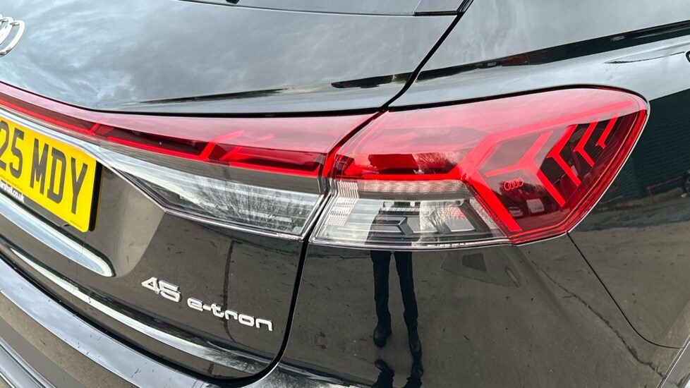 Used Audi Q4 e-tron 2025 for sale - 76691523: Photo 33