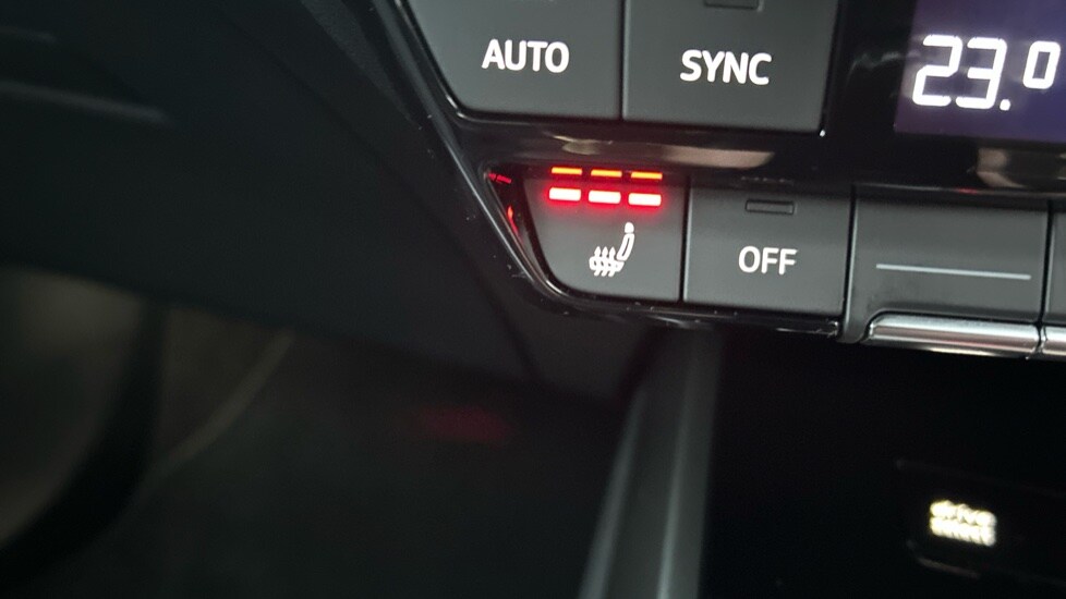 Used Audi Q4 e-tron 2025 for sale - 76691523: Photo 38