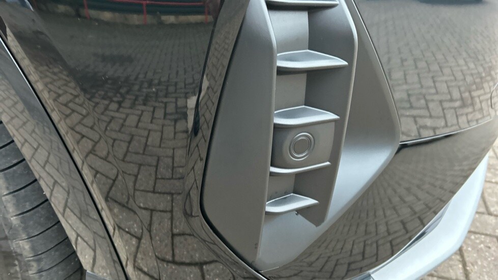 Used Audi Q4 e-tron 2025 for sale - 76691523: Photo 40