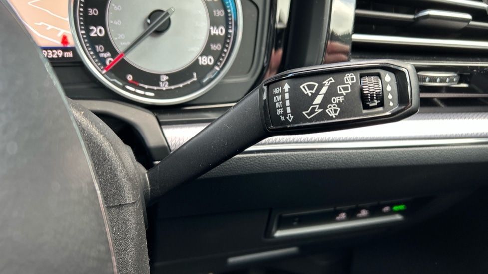 Used Volkswagen Touareg 2019 for sale - 77021869: Photo 24