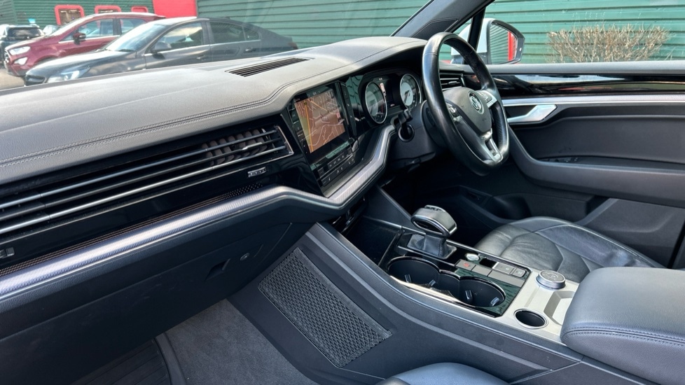 Used Volkswagen Touareg 2019 for sale - 77021869: Photo 9