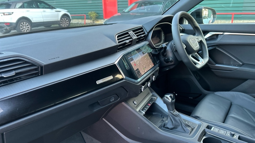 Used Audi Q3 2025 for sale - 76586911: Photo 2