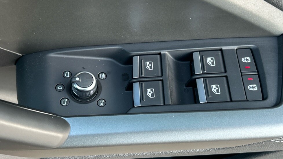 Used Audi Q3 2025 for sale - 76586911: Photo 28