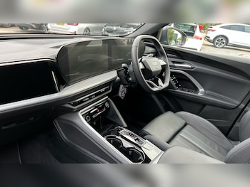 Used Audi Q5 2025 for sale - 76244549: Photo