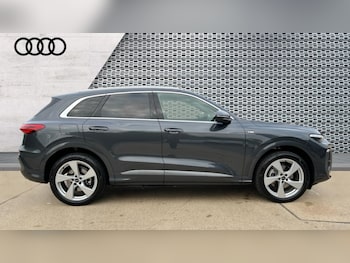 Used Audi Q5 2025 for sale - 76244549: Photo