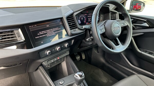 Used Audi A1 2023 for sale - 76092170: Photo 2