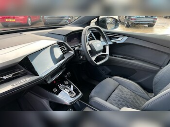 Used Audi Q4 e-tron 2024 for sale - 76434965: Photo