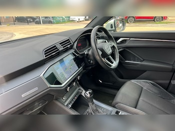 Used Audi Q3 2019 for sale - 75943104: Photo