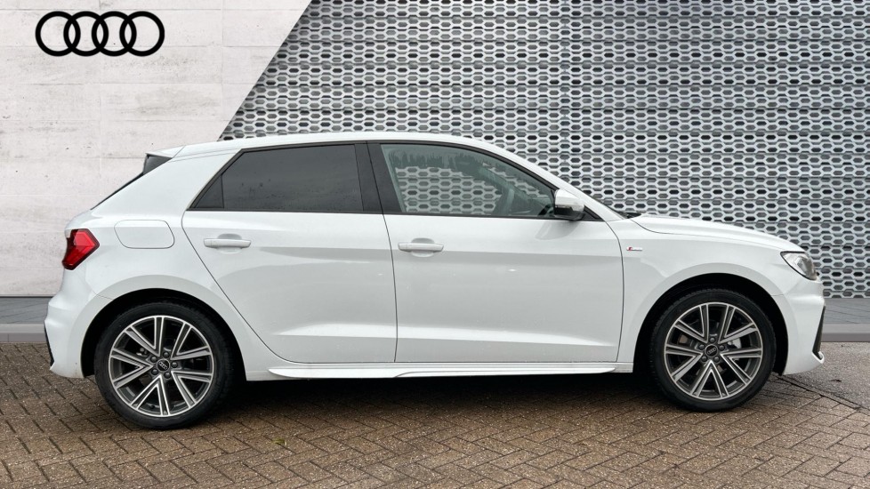 Used Audi A1 2025 for sale - 76766369: Photo 4