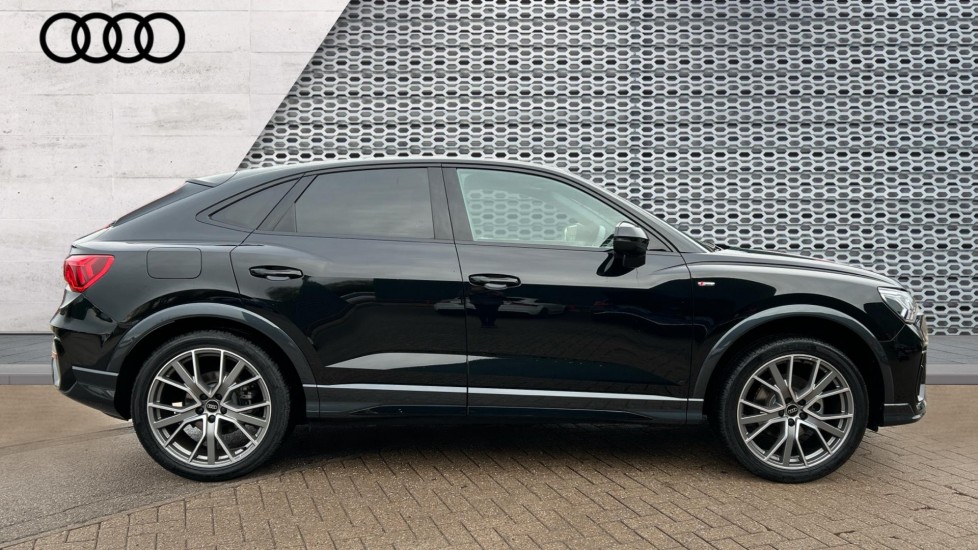 Used Audi Q3 2025 for sale - 76966488: Photo 4