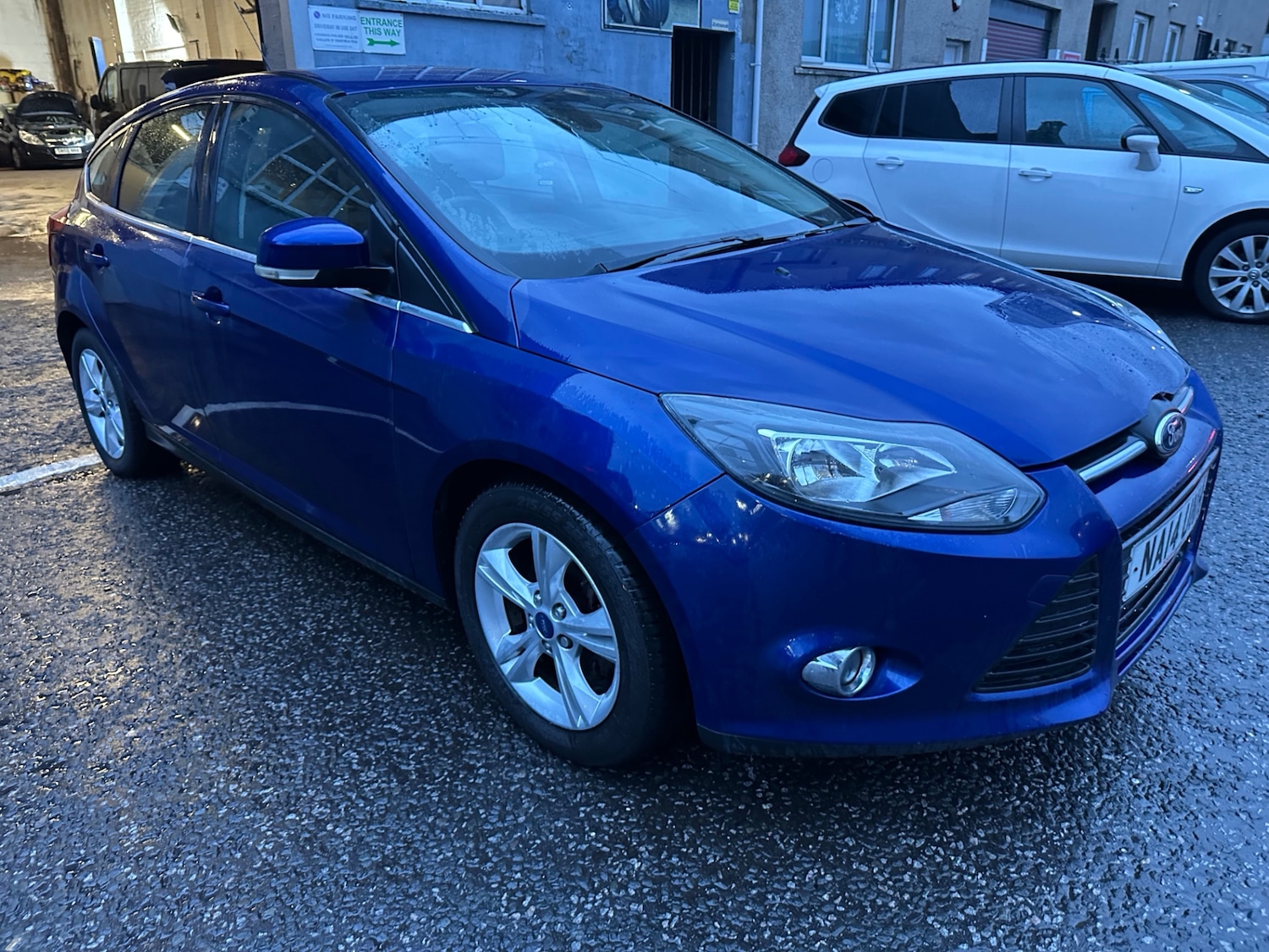 Used Ford Focus 2014 for sale - 77330316: Photo 2
