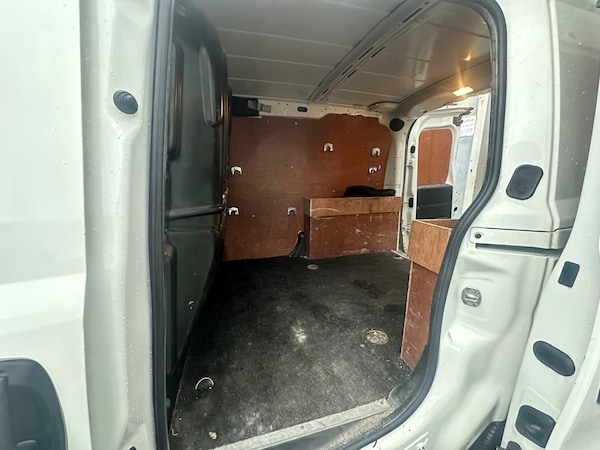 Used Fiat Doblo 2017 for sale - 76134658: Photo 14