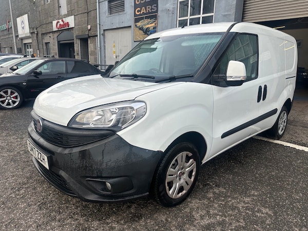 Used Fiat Doblo 2017 for sale - 76134658: Photo 4