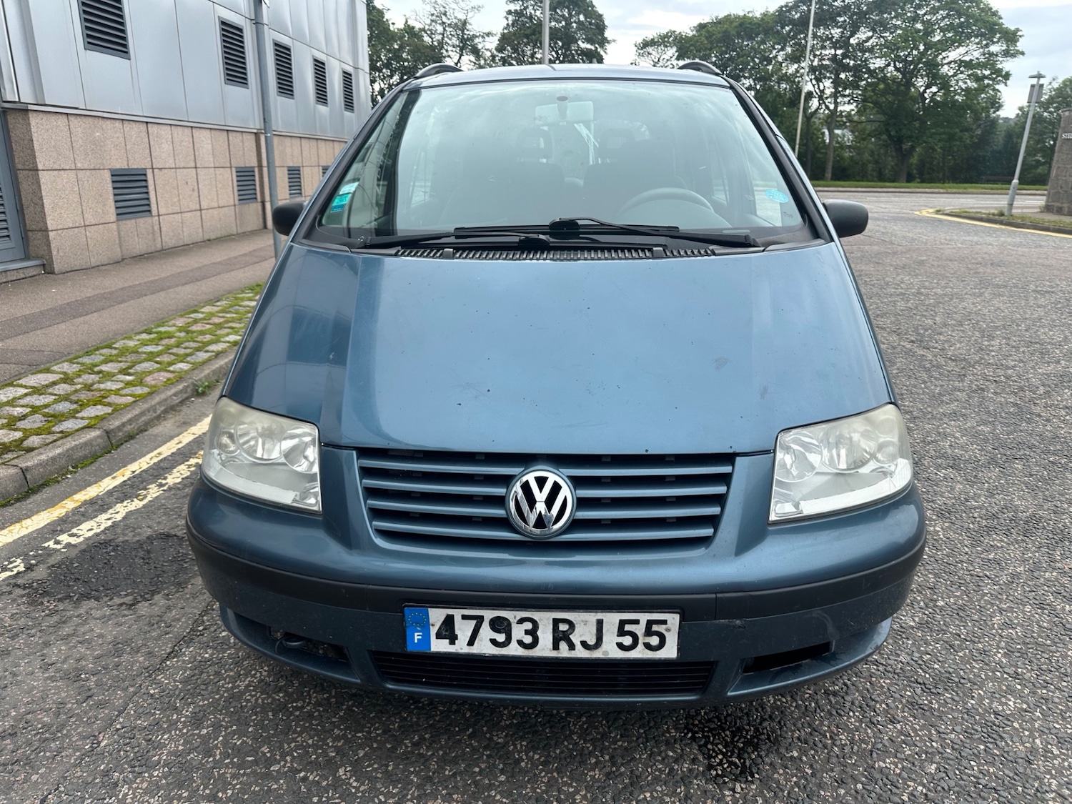Used Volkswagen Sharan 2006 for sale - 76855612: Photo 1