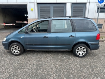 Used Volkswagen Sharan 2006 for sale - 76855612: Photo
