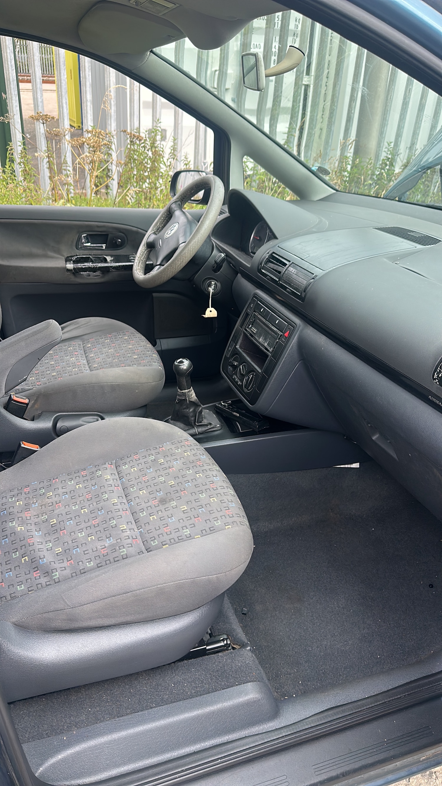 Used Volkswagen Sharan 2006 for sale - 76855612: Photo 9