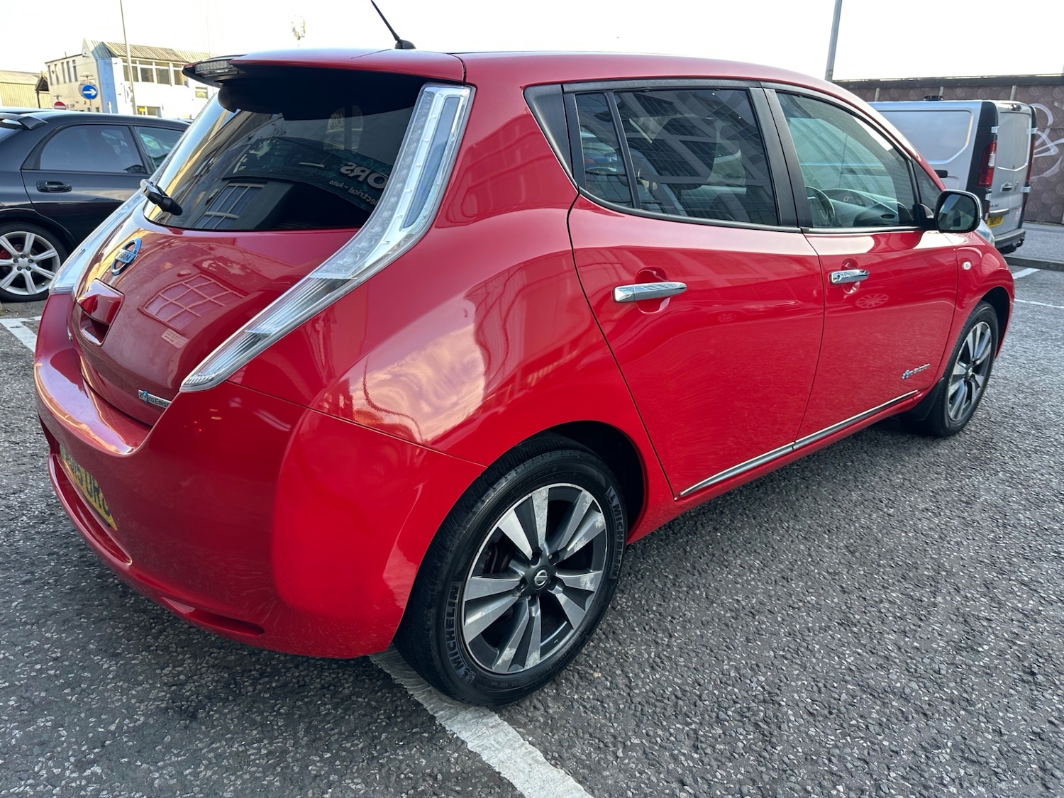 Used Nissan Leaf 2015 for sale - 75902751: Photo 6