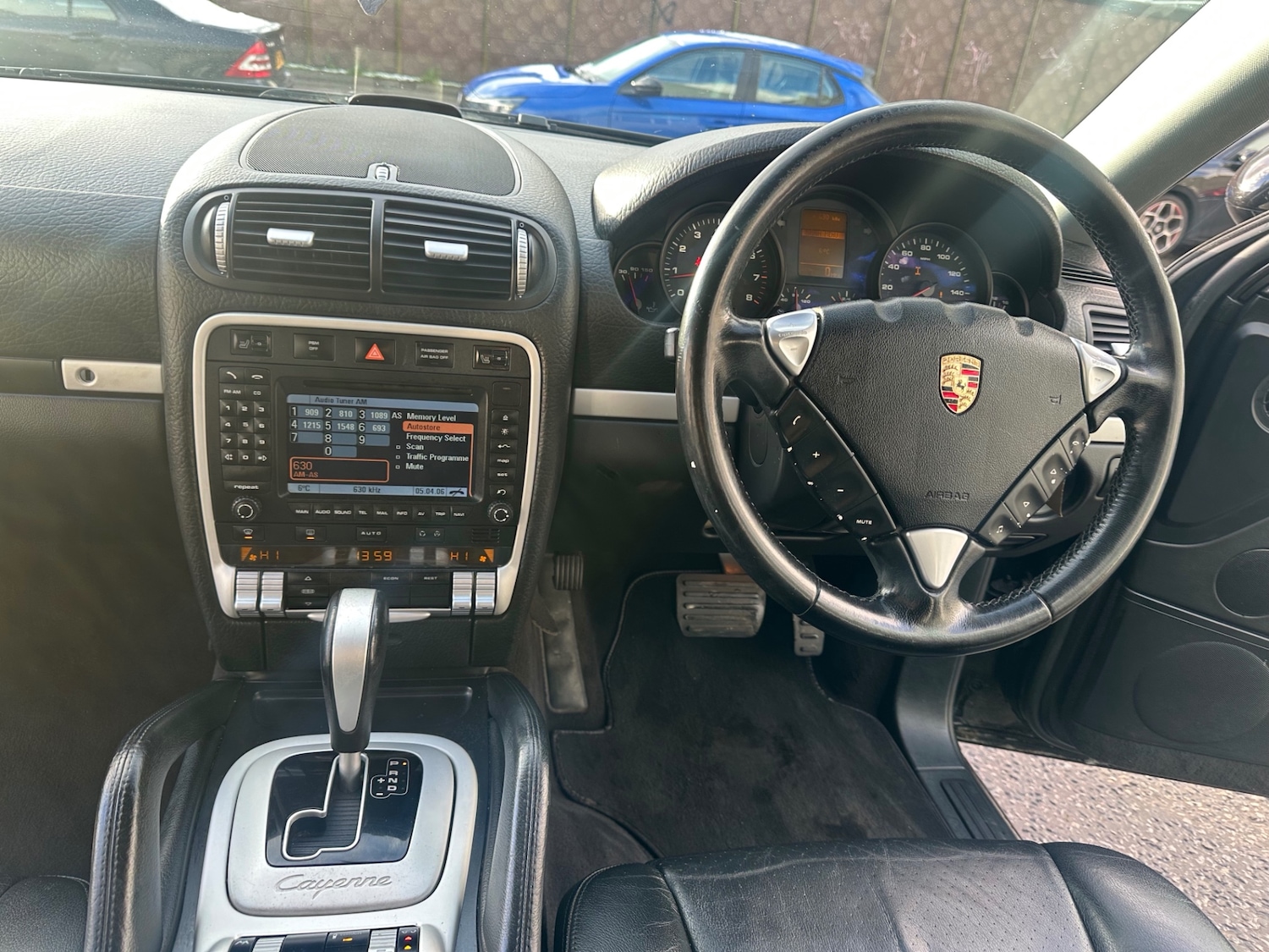 Used Porsche Cayenne 2005 for sale - 76630468: Photo 12