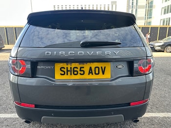 Used Land Rover Discovery Sport 2015 for sale - 77738767: Photo