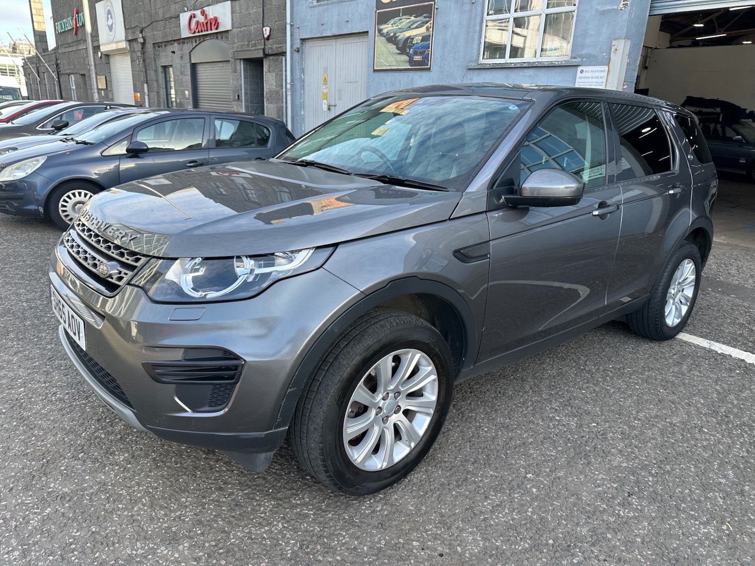 Used Land Rover Discovery Sport 2015 for sale - 77738767: Photo 4