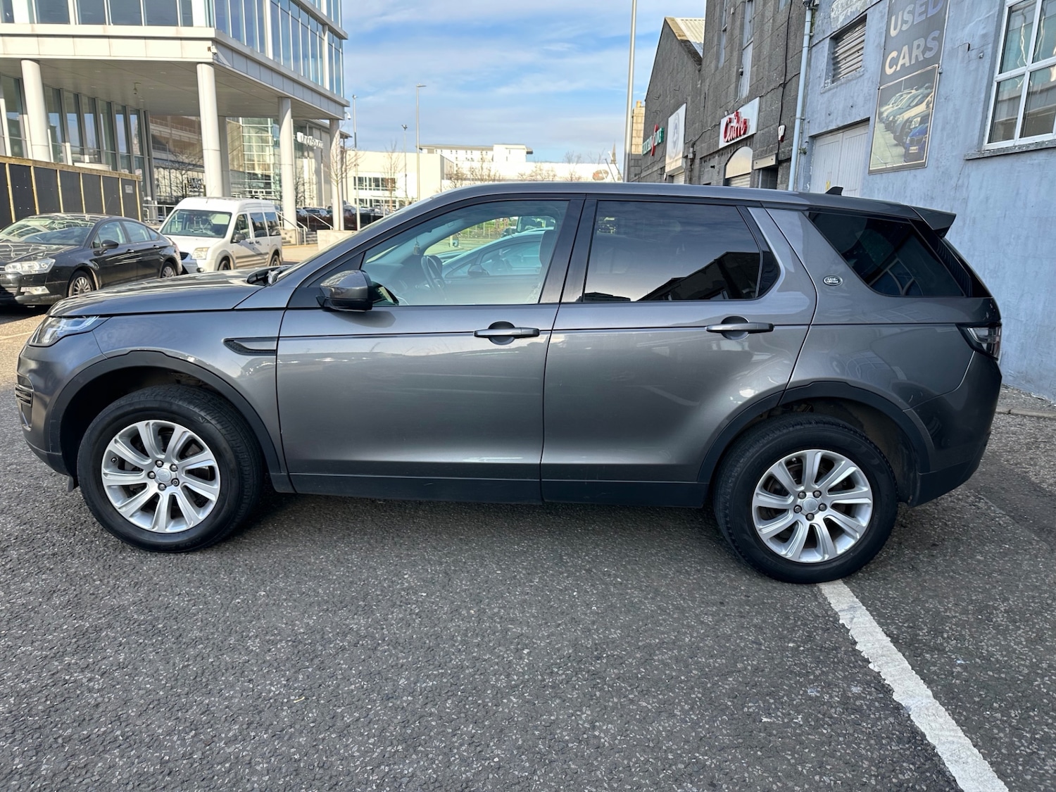 Used Land Rover Discovery Sport 2015 for sale - 77738767: Photo 7