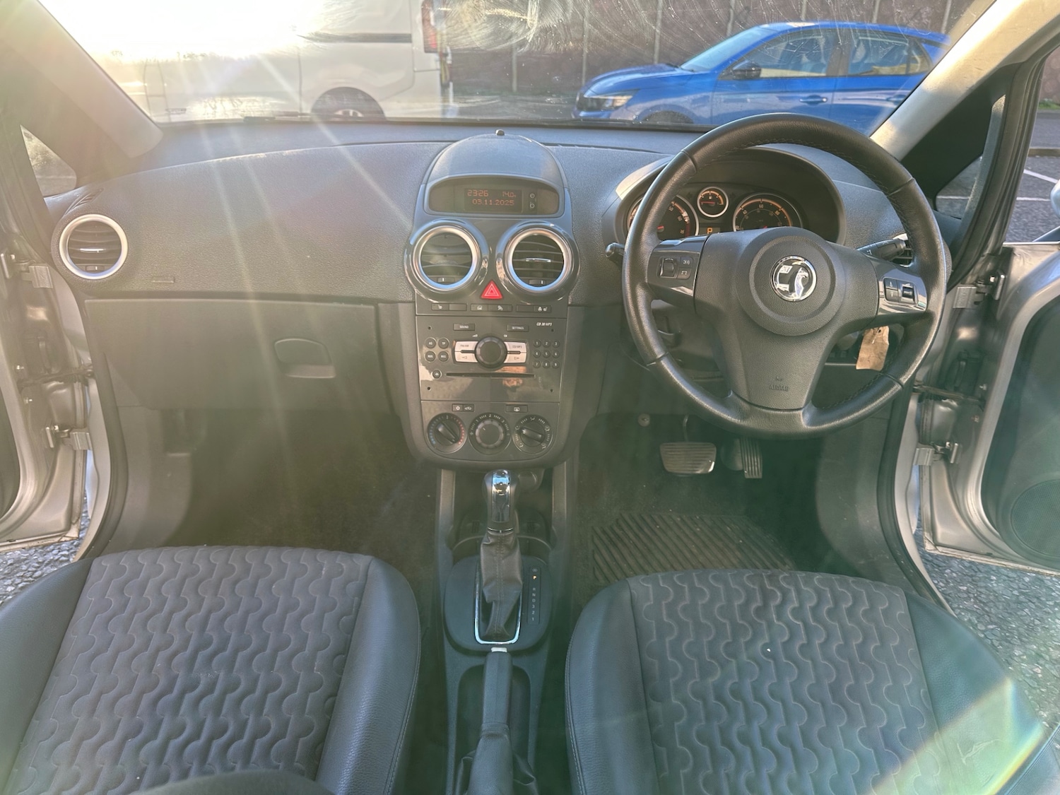 Used Vauxhall Corsa 2011 for sale - 76671048: Photo 8