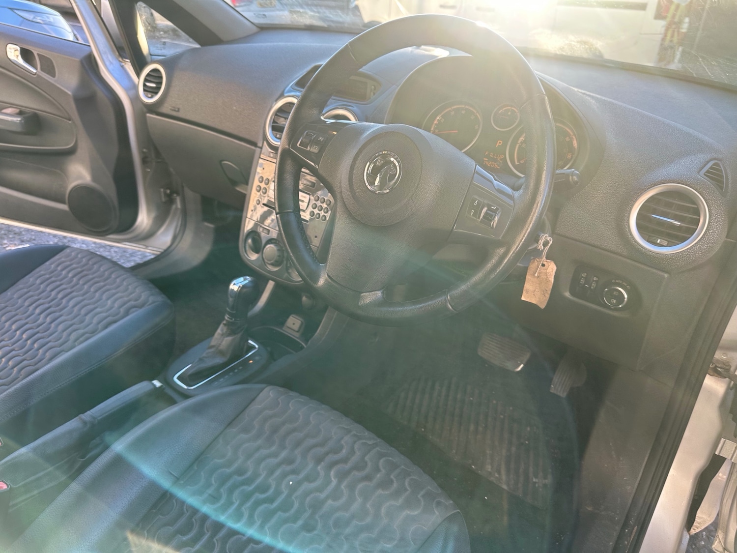 Used Vauxhall Corsa 2011 for sale - 76671048: Photo 9