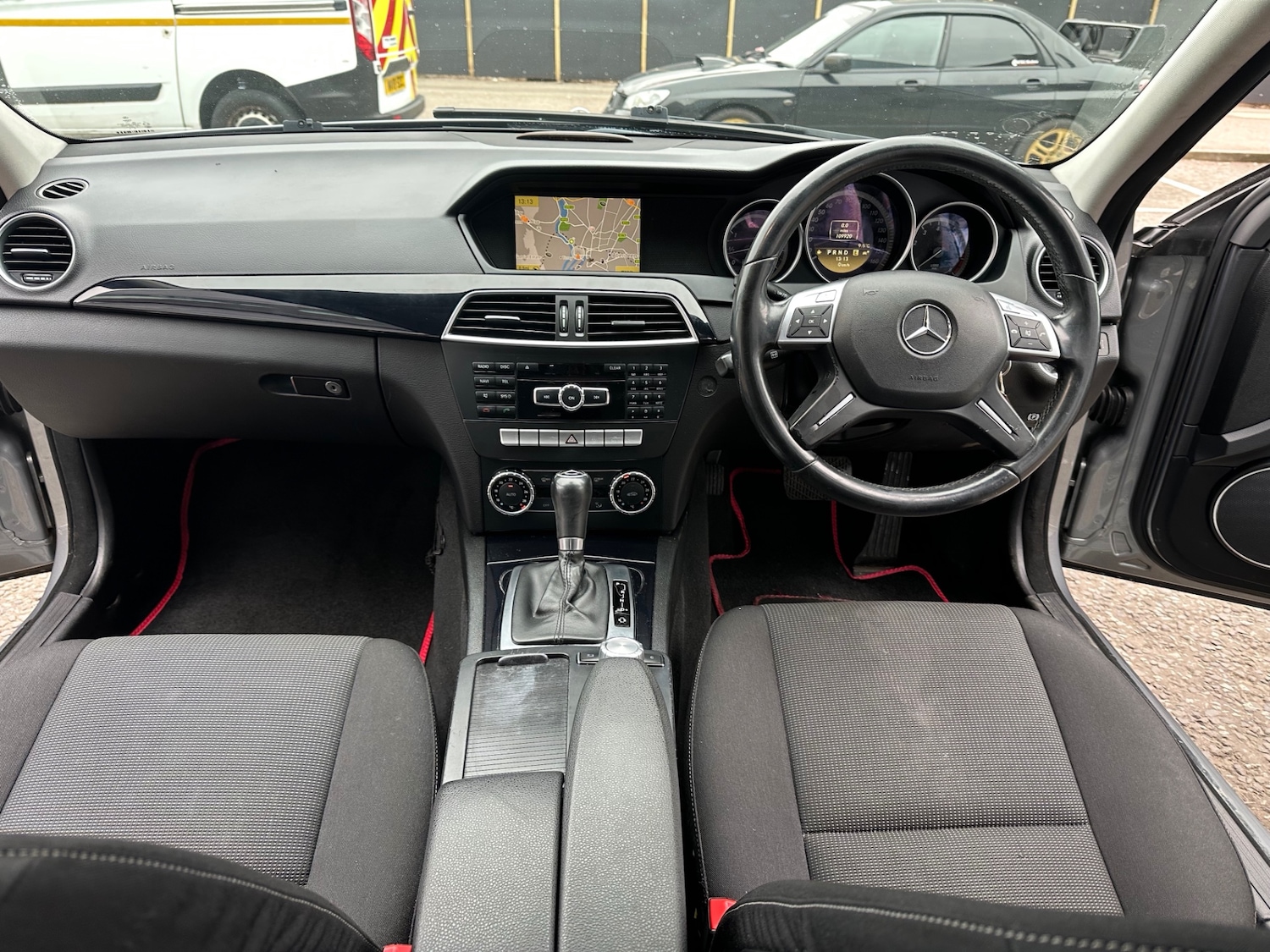 Used Mercedes-Benz C Class 2011 for sale - 77898858: Photo 11