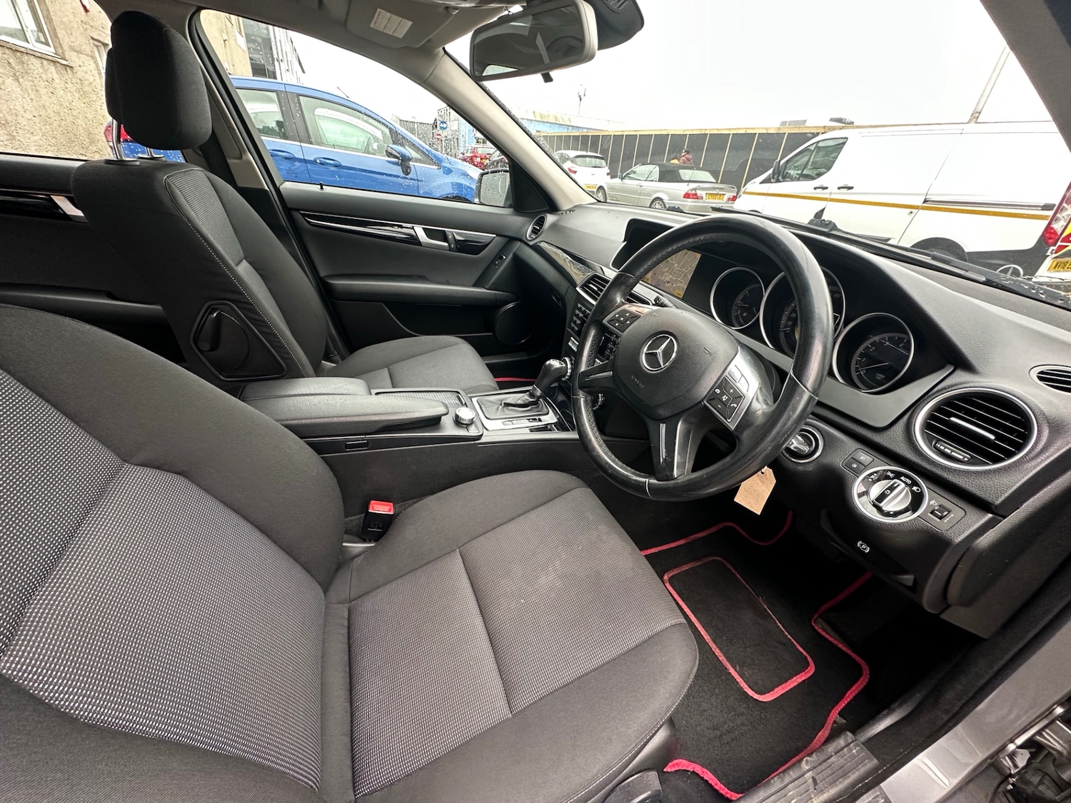 Used Mercedes-Benz C Class 2011 for sale - 77898858: Photo 13