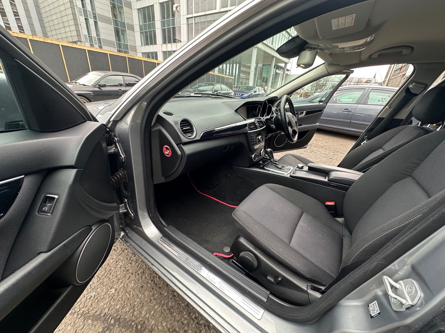 Used Mercedes-Benz C Class 2011 for sale - 77898858: Photo 14