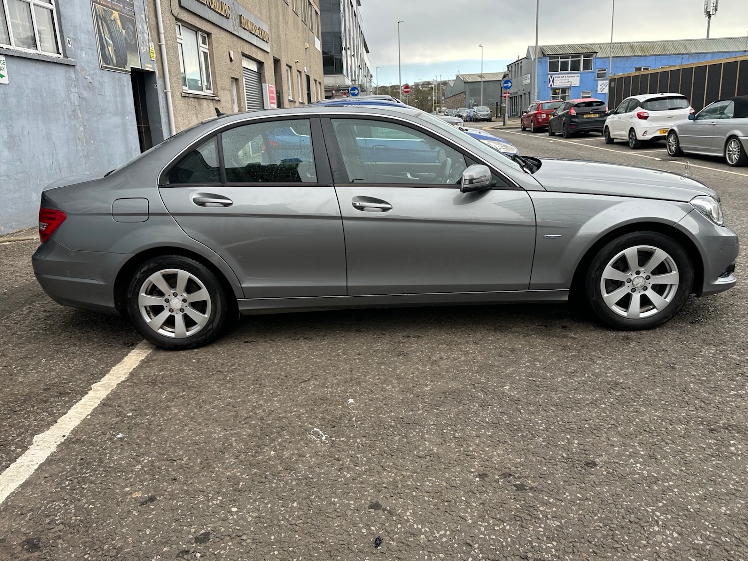 Used Mercedes-Benz C Class 2011 for sale - 77898858: Photo 6