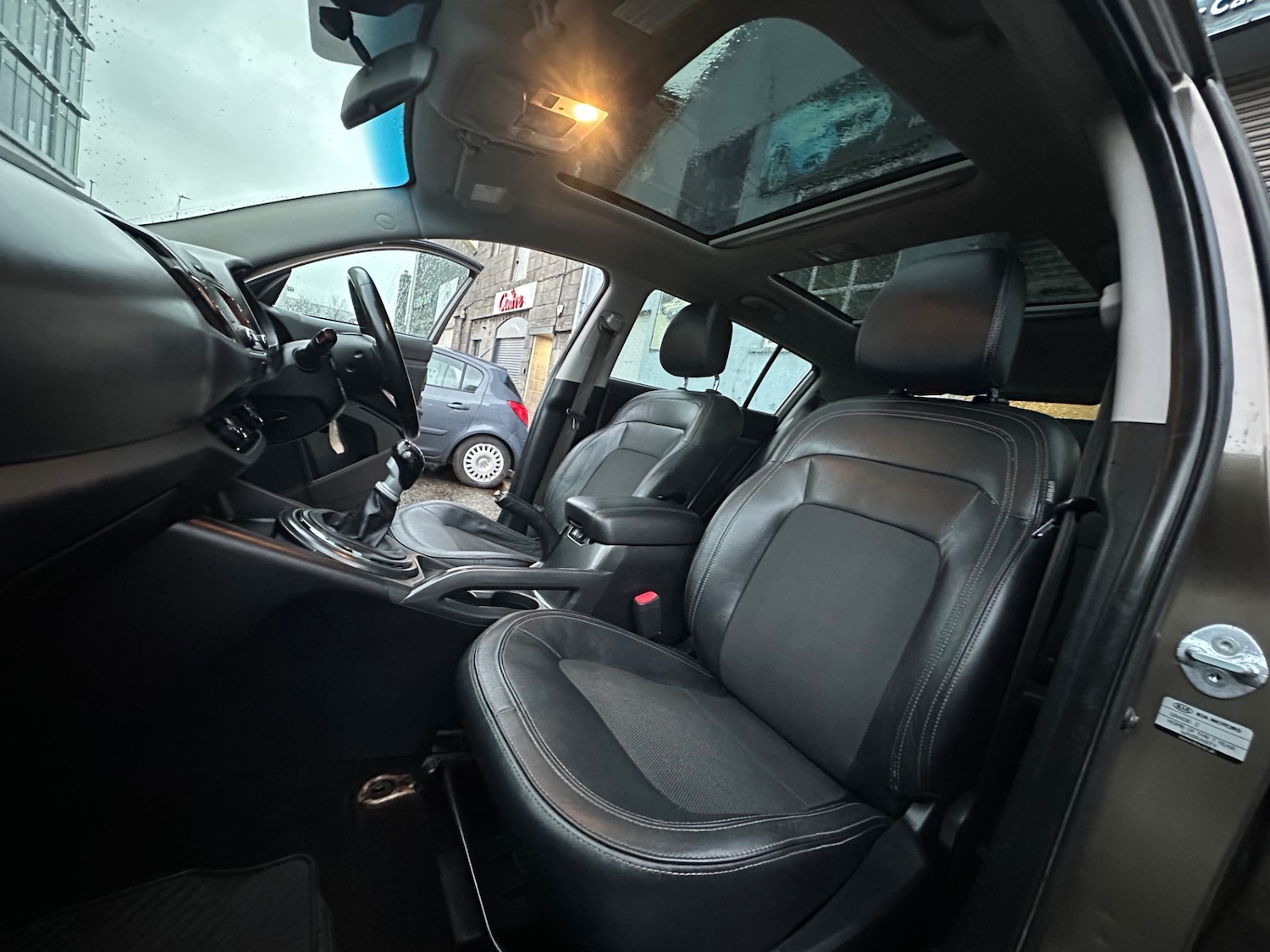 Used Kia Sportage 2011 for sale - 77645665: Photo 14