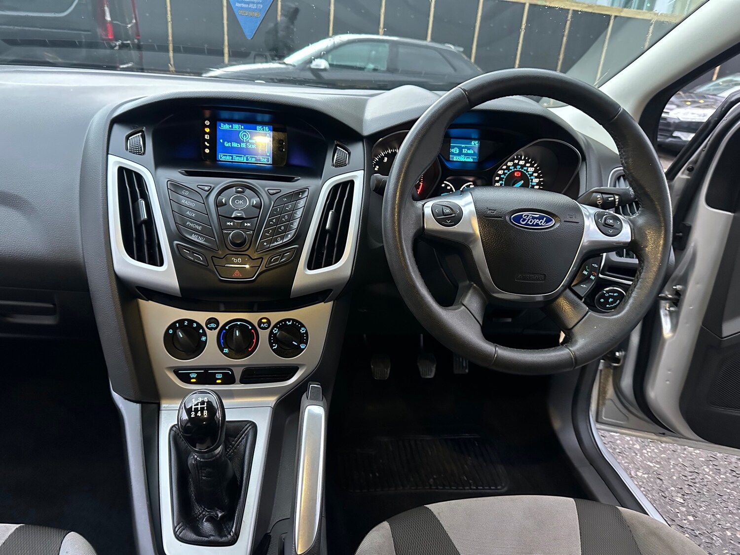 Used Ford Focus 2011 for sale - 77371941: Photo 10