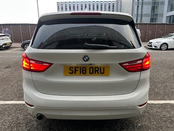 Used BMW 2 Series 2018 for sale - 76031296: Photo